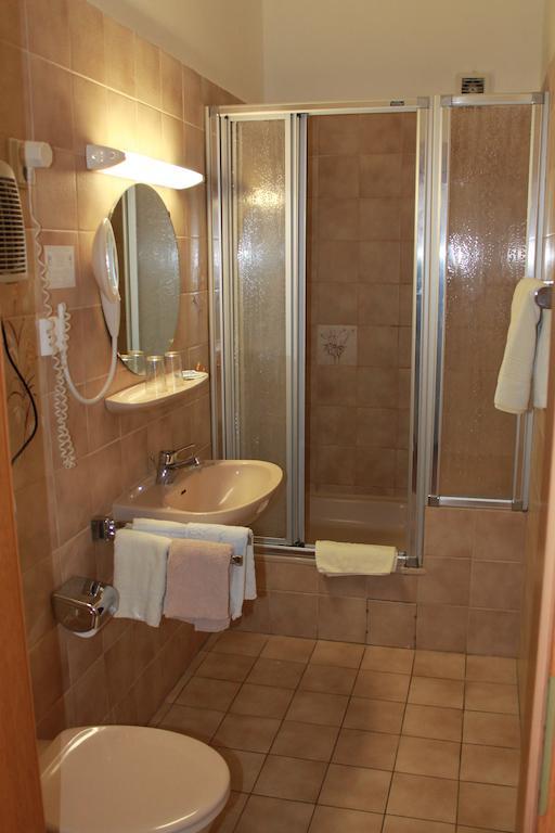 Hotel Restaurant Neu-Holland Cassel Chambre photo